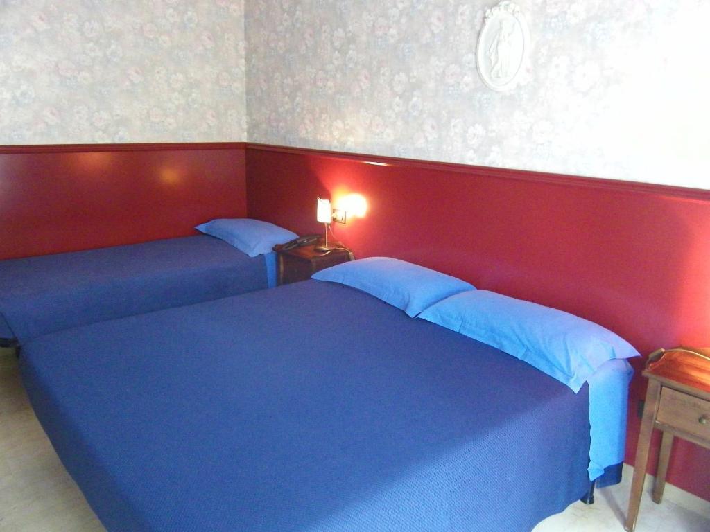 Hotel Galassi Numana Rum bild